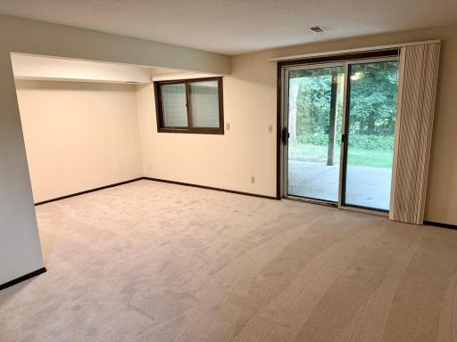 10702 Cavell Road, Bloomington, MN 55438