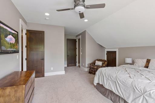 12870 Saint Croix Trail N, Stillwater, MN 55082