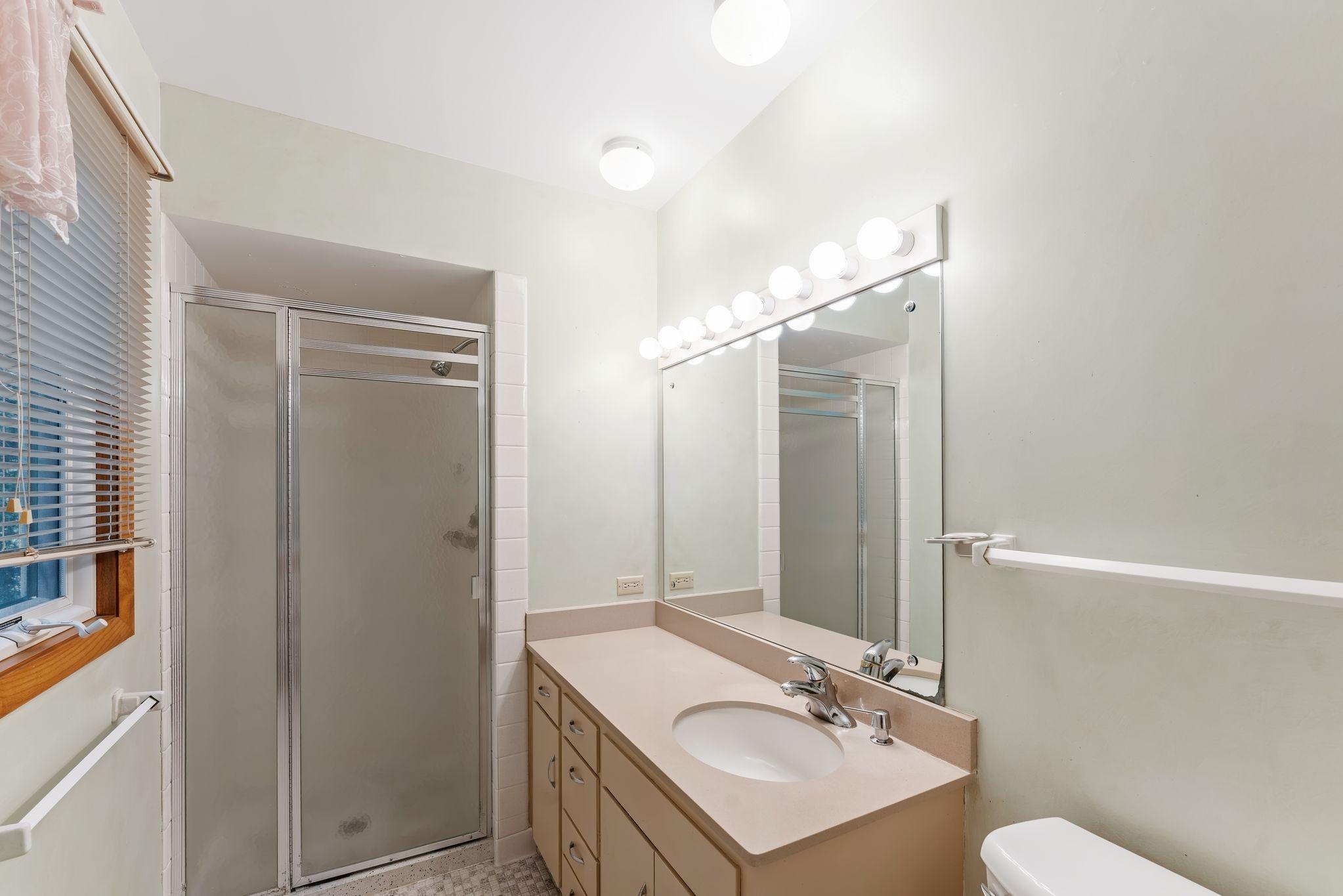 3/4 bath in primary bedroom
