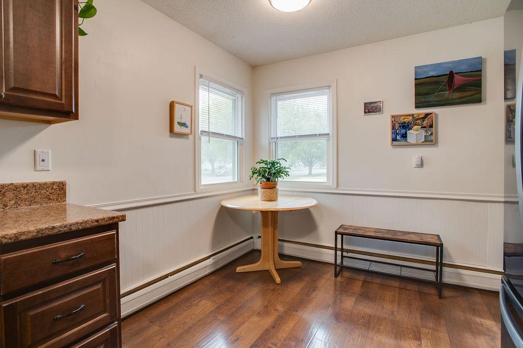 Breakfast nook