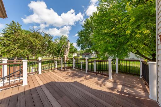 112 4th Street S, Gaylord, MN 55334