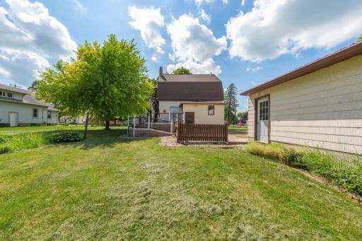 112 4th Street S, Gaylord, MN 55334