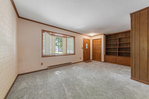112 4th Street S, Gaylord, MN 55334