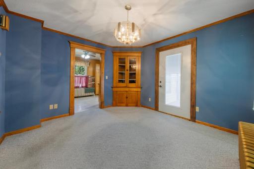 112 4th Street S, Gaylord, MN 55334
