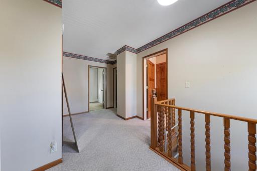 112 4th Street S, Gaylord, MN 55334