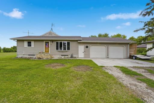 512 State Street, Oslo, MN 56744