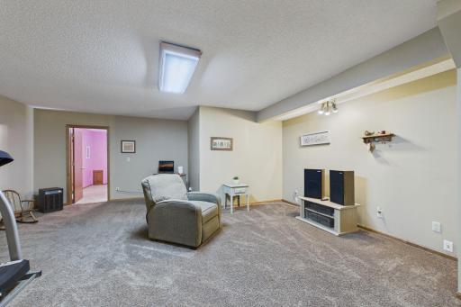 3235 Park Overlook Drive, Saint Paul, MN 55126