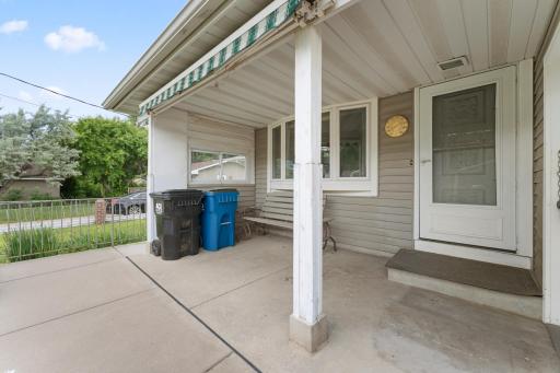 557 Cheri Lane NE, Minneapolis, MN 55421
