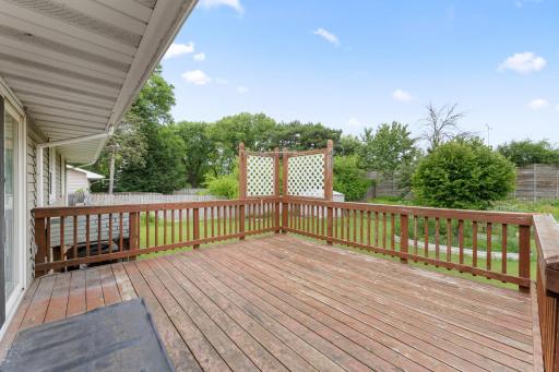557 Cheri Lane NE, Minneapolis, MN 55421
