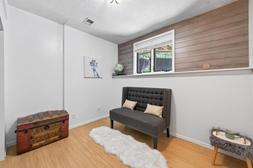 4430 Independence Avenue N, Minneapolis, MN 55428
