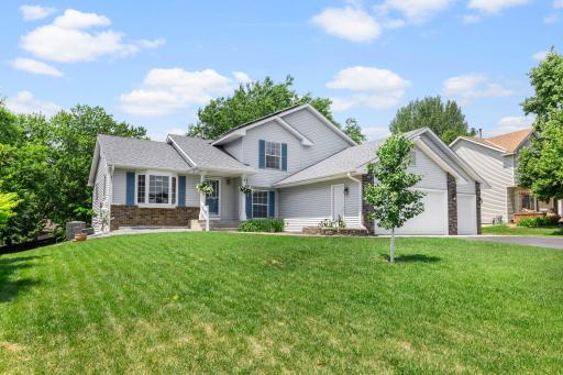 7-web-or-mls-4629 Weston Hills Dr-240.jpg