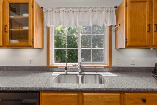 26-web-or-mls-4629 Weston Hills Dr-87.jpg