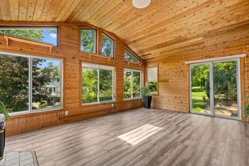 31-web-or-mls-4629 Weston Hills Dr-111.jpg