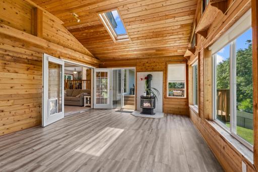 33-web-or-mls-4629 Weston Hills Dr-117.jpg