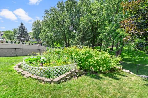 86-web-or-mls-4629 Weston Hills Dr-207.jpg