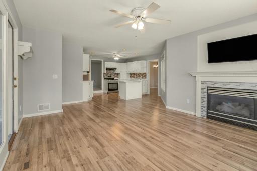 5501 Golfview Avenue N, Oakdale, MN 55128