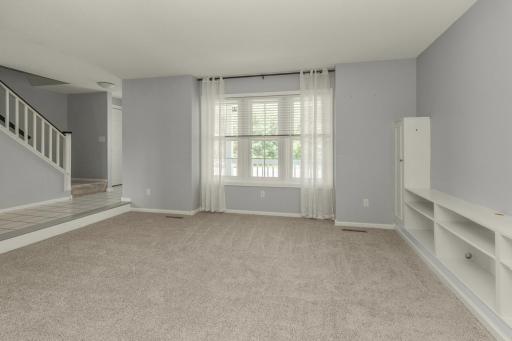 5501 Golfview Avenue N, Oakdale, MN 55128