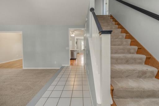 5501 Golfview Avenue N, Oakdale, MN 55128