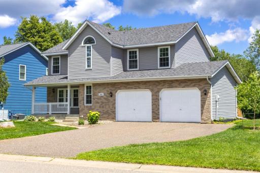 5501 Golfview Avenue N, Oakdale, MN 55128