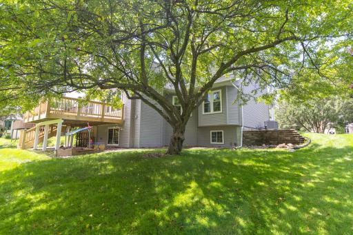 5501 Golfview Avenue N, Oakdale, MN 55128