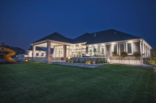 992 Mulberry Lane, West Fargo, ND 58078