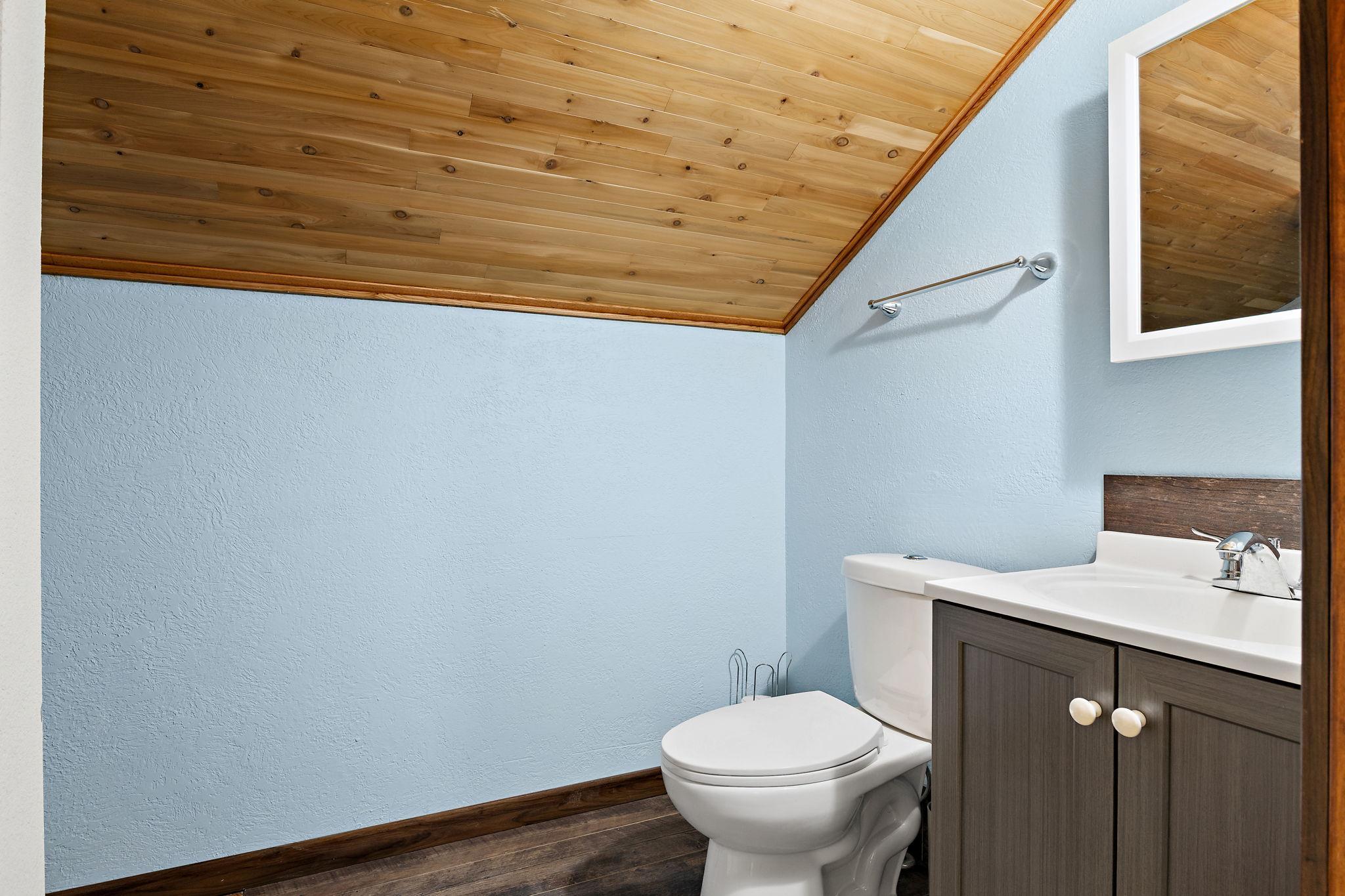 3/4 bath on upper level