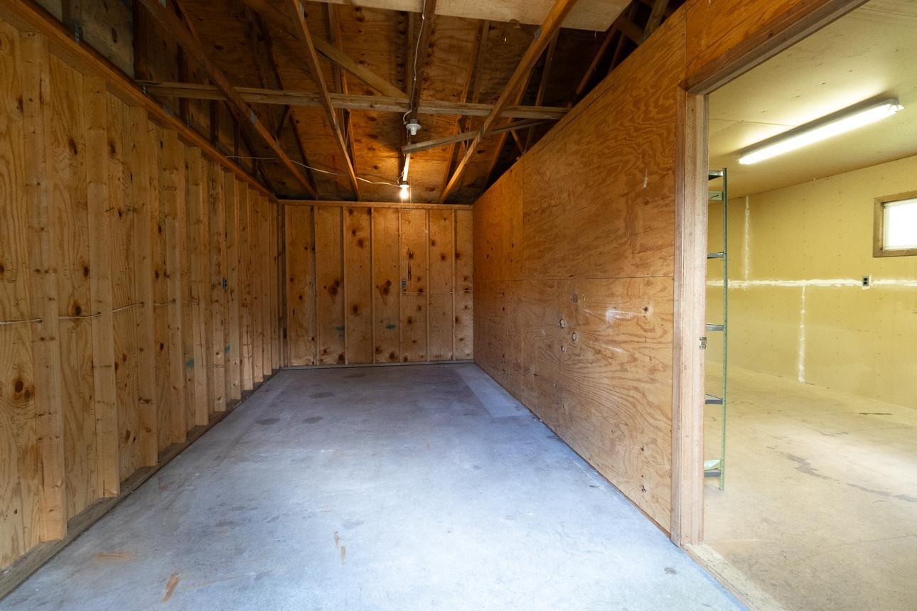 Garage 4