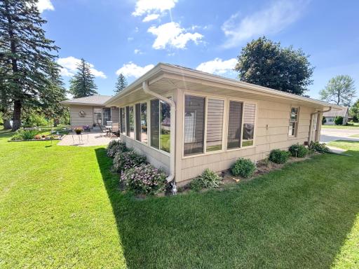 1010 S Shore Drive, Worthington, MN 56187