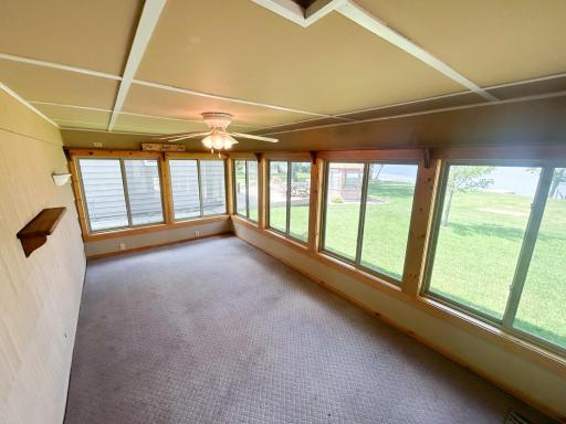 1010 S Shore Drive, Worthington, MN 56187