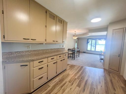 1010 S Shore Drive, Worthington, MN 56187