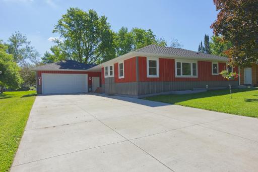 704 11th Avenue, Howard Lake, MN 55349