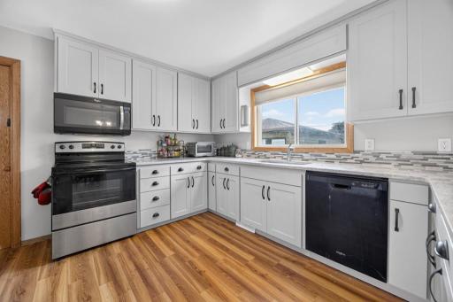 1525 11th Avenue NE, Rochester, MN 55906