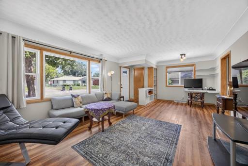 1525 11th Avenue NE, Rochester, MN 55906