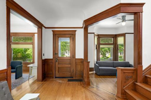 2417 Colfax Avenue S, Minneapolis, MN 55405