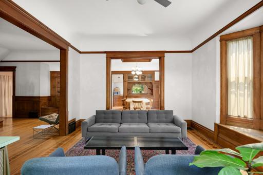 2417 Colfax Avenue S, Minneapolis, MN 55405