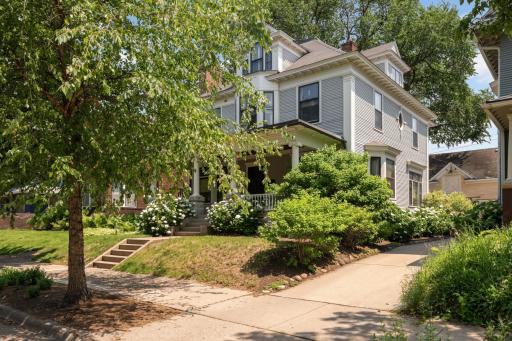 2417 Colfax Avenue S, Minneapolis, MN 55405