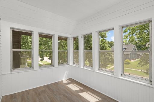 Front House: Upstairs Sun Porch