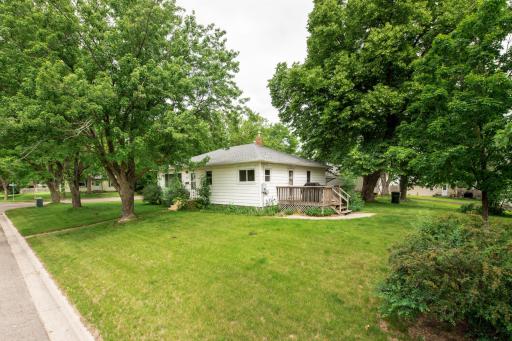 515 15th Avenue W, Alexandria, MN 56308