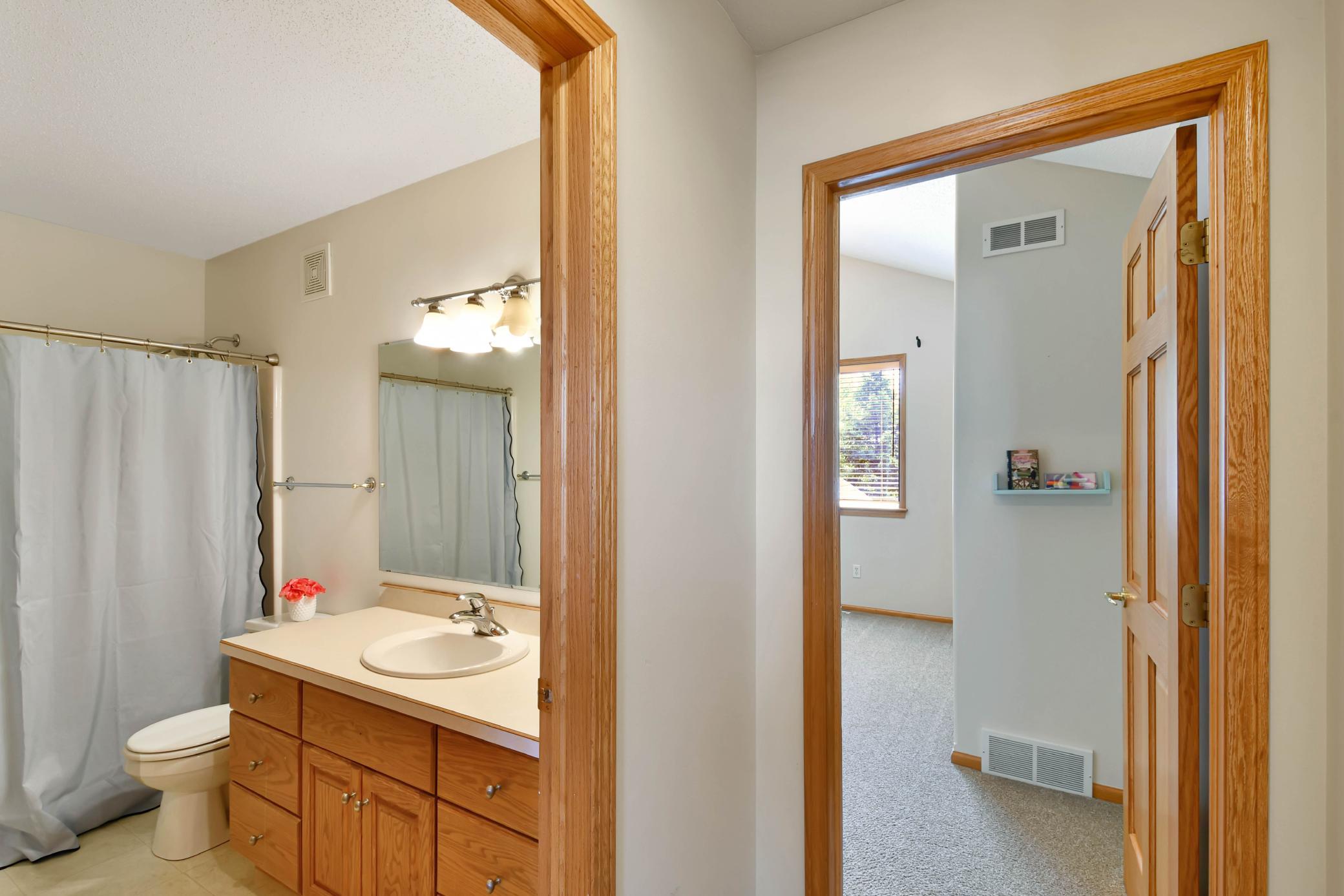 Upstairs full bath