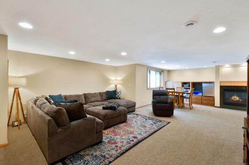 309 43rd Avenue S, Moorhead, MN 56560