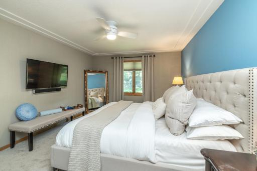 16 x 12 Primary Bedroom with Racetrack Ceiling