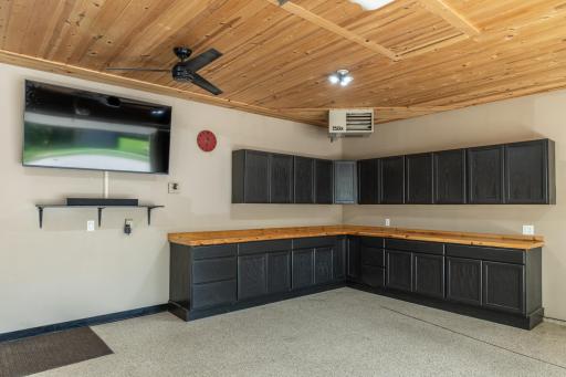 Perfect For Football Games, Graduation Partys or Wedding Showers