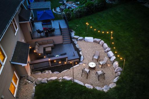 1104 Falls Curve, Chaska, MN 55318