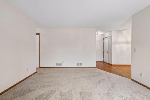 1799 1/2 County Road E E, 30, White Bear Lake, MN 55110