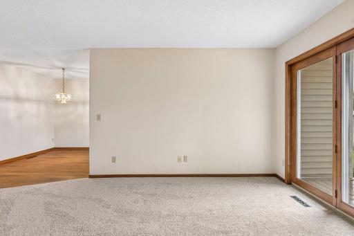 1799 1/2 County Road E E, 30, White Bear Lake, MN 55110