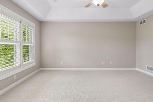 2404 Fieldstone Curve, Woodbury, MN 55129