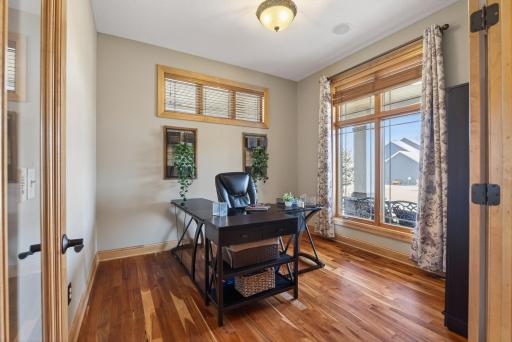 9951 Vagabond Court N, Maple Grove, MN 55311