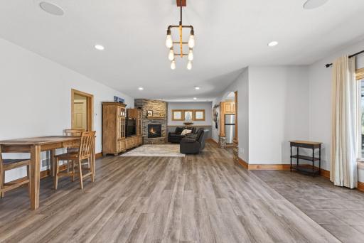9951 Vagabond Court N, Maple Grove, MN 55311