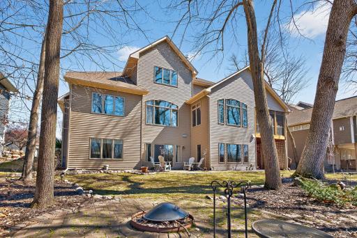 9951 Vagabond Court N, Maple Grove, MN 55311
