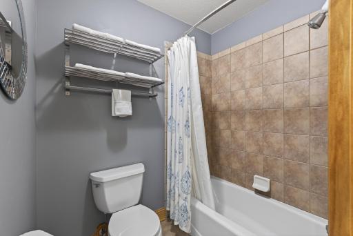 9951 Vagabond Court N, Maple Grove, MN 55311